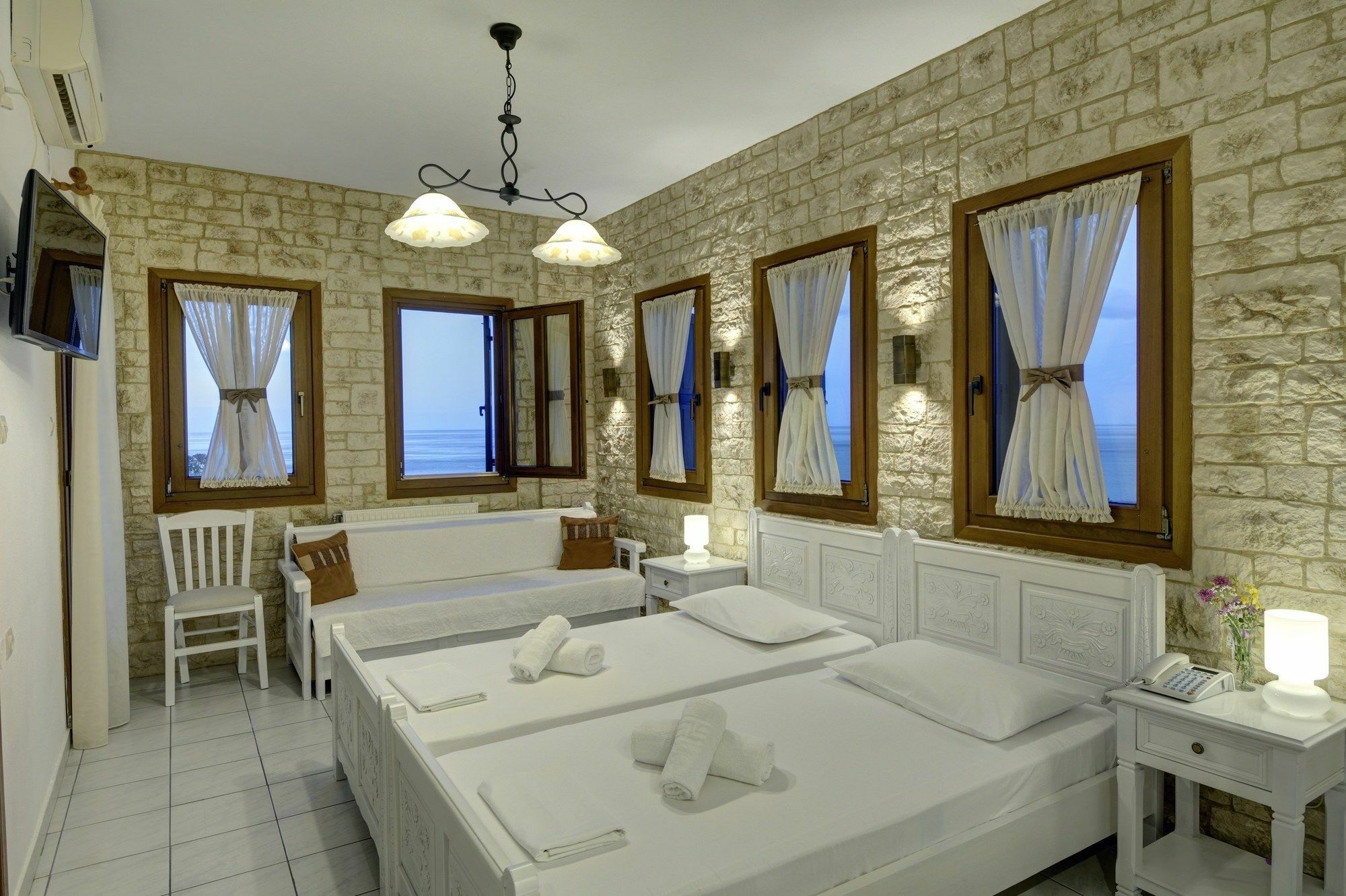 Hotel Agnadi - Horefto Exterior photo